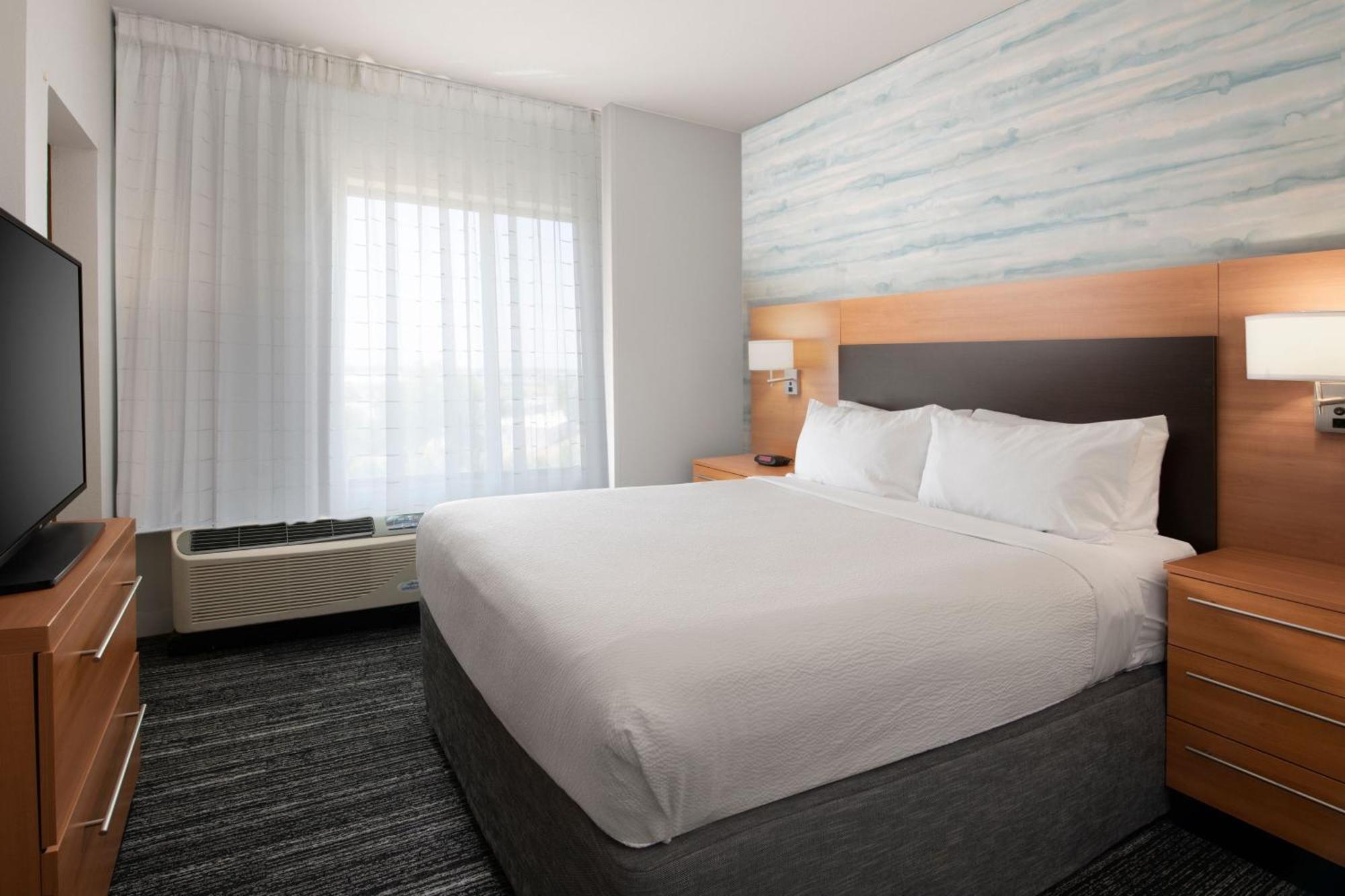 Towneplace Suites Oklahoma City Airport Bagian luar foto