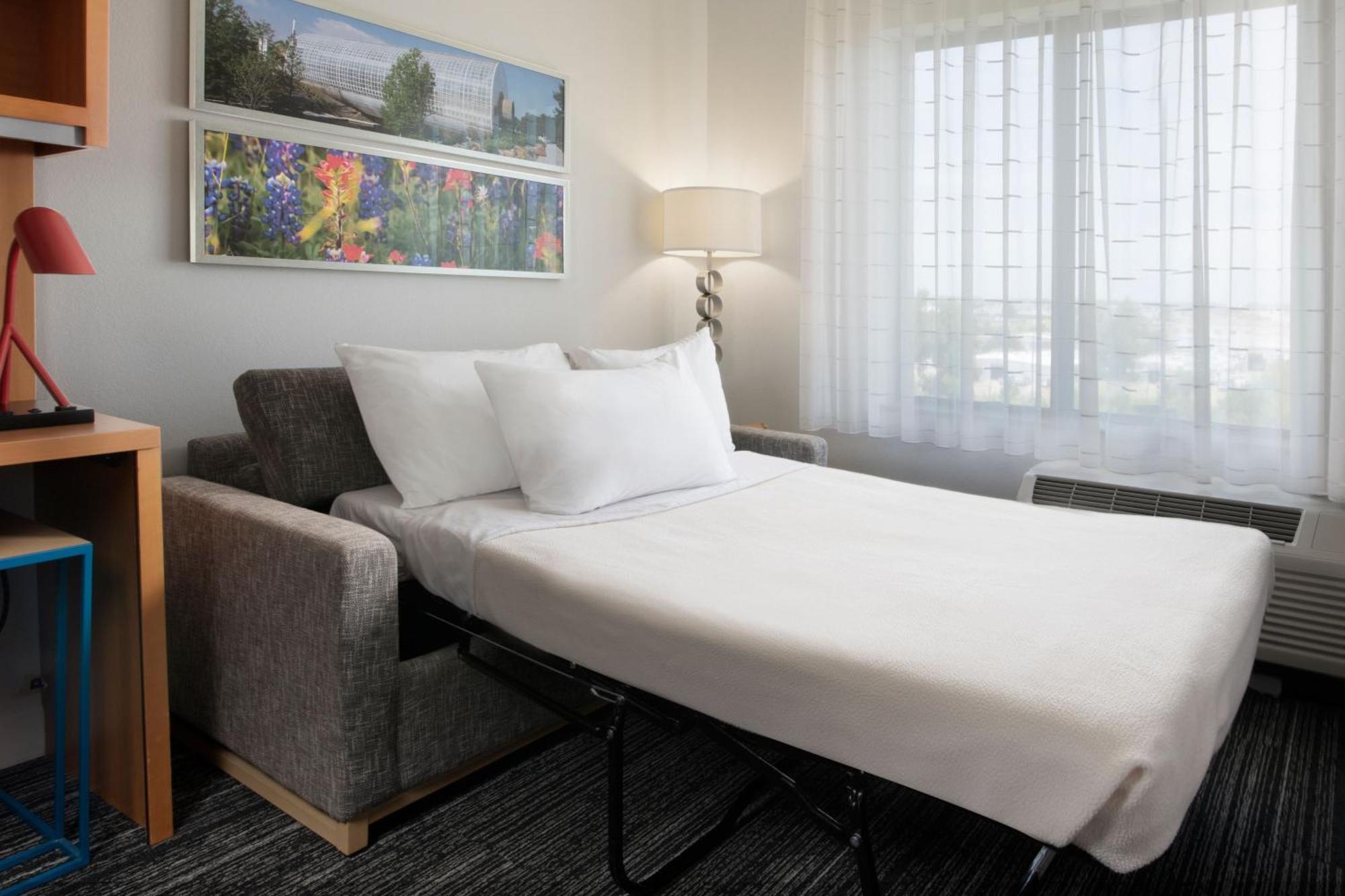 Towneplace Suites Oklahoma City Airport Bagian luar foto